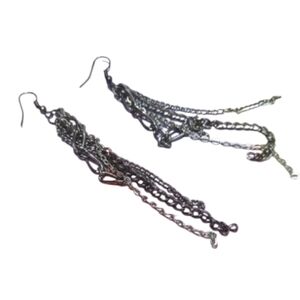✨ Elegant Silver Chain Dangle Earrings – Edgy Goth / Punk Statement ✨